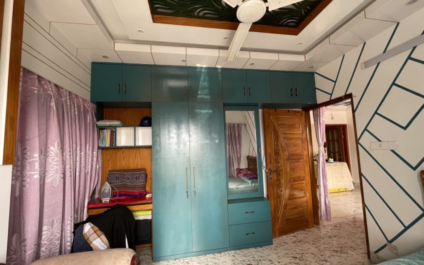 𝟏𝟕𝟎𝟎 𝐒𝐟𝐭, 𝟑𝐁𝐞𝐝, 𝟑𝐁𝐚𝐭𝐡 𝐅𝐥𝐚𝐭 𝐅𝐨𝐫 𝐒𝐚𝐥𝐞@𝐅𝐚𝐢𝐳𝐞𝐫 𝐑𝐨𝐚𝐝, 𝐌𝐢𝐫𝐩𝐮𝐫, 𝐃𝐡𝐚𝐤𝐚.